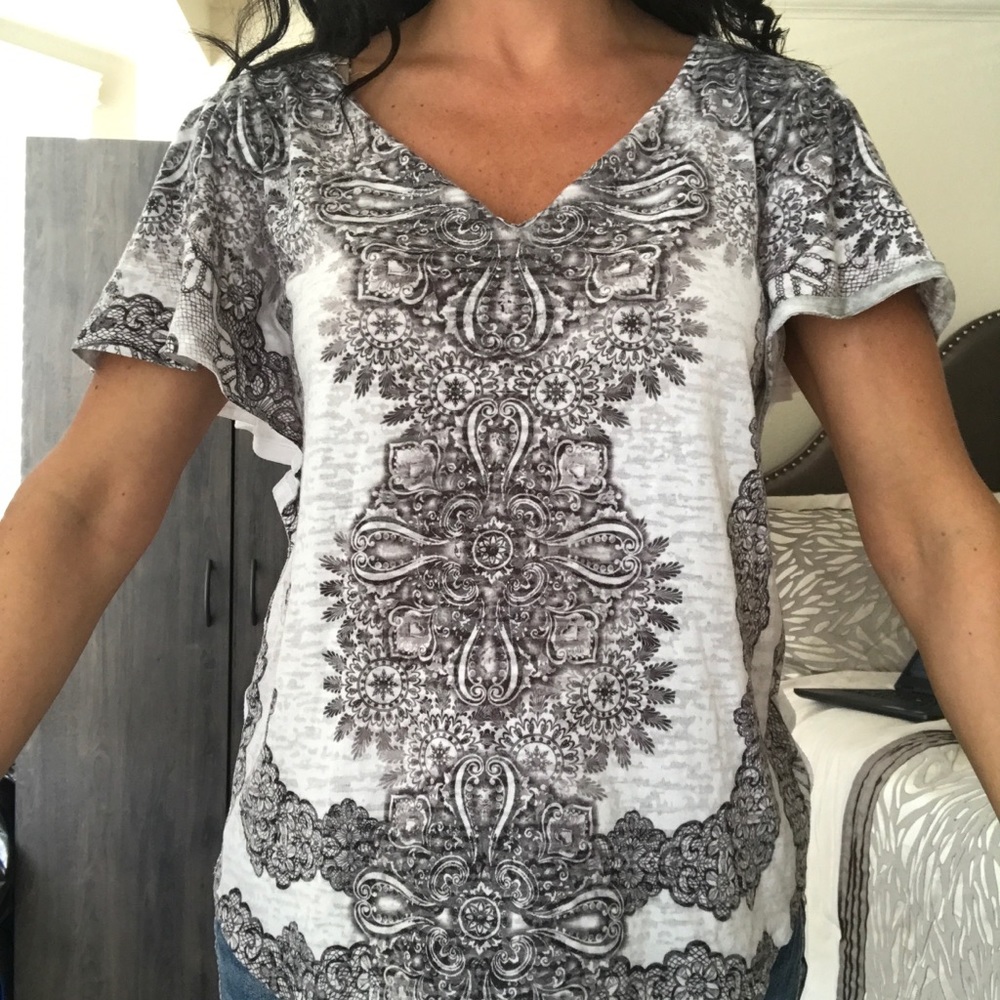 All around tee shirt